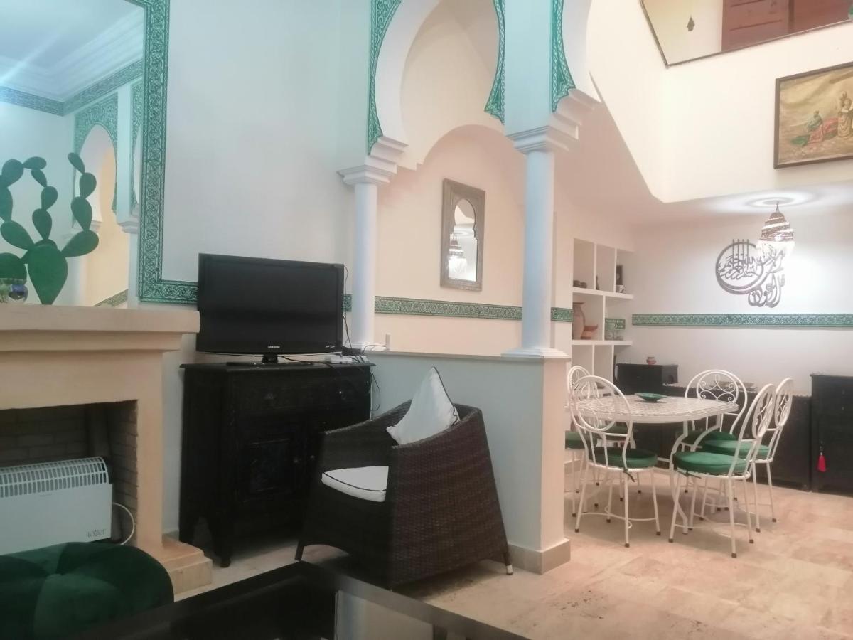 Dar Tariq 3 Suites Avec Pisicine Marrakesh Esterno foto