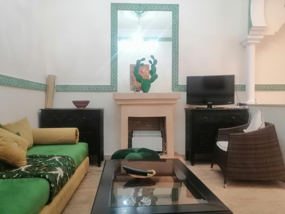 Dar Tariq 3 Suites Avec Pisicine Marrakesh Esterno foto